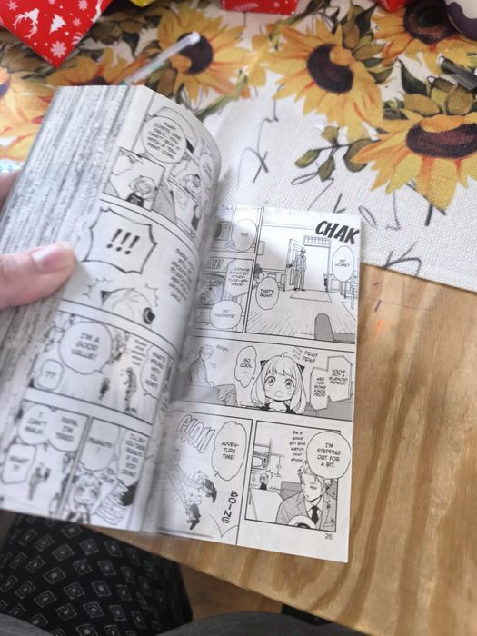 Spy family манга на английски език.