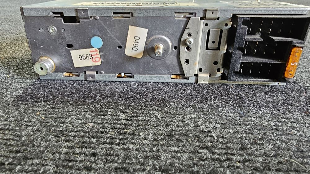 Casetofon original Blaupunkt Volkswagen Beta III

Stare buna de functi