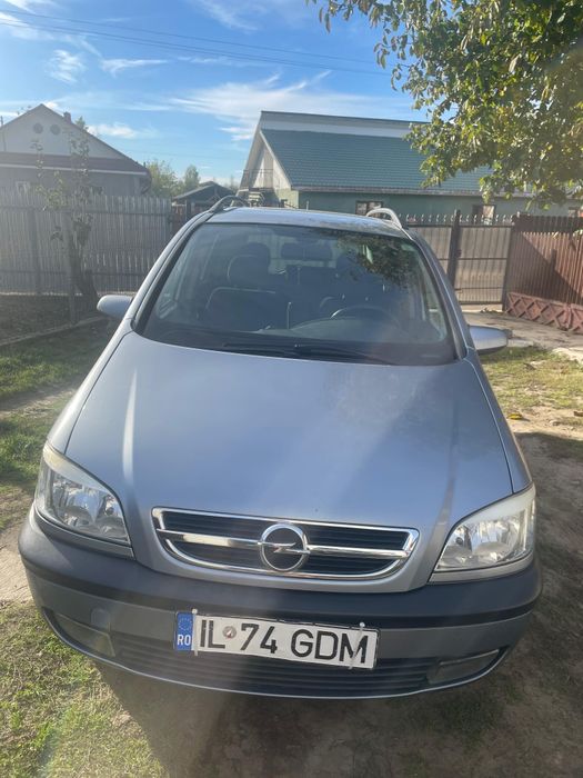 Opel Zafira 7 locuri