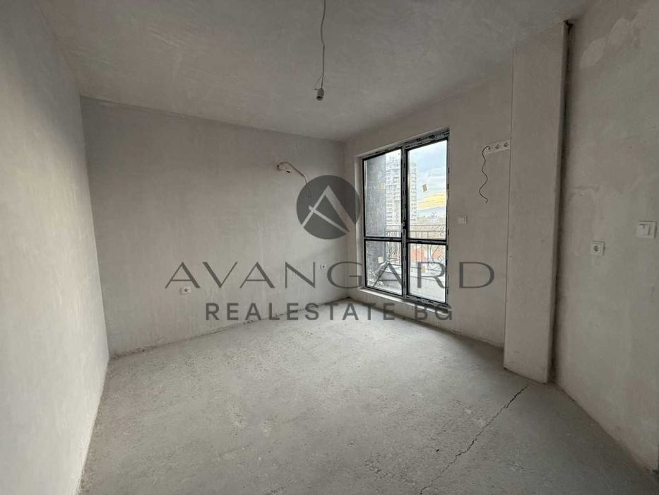 Продава се Двустаен апартамент в Пловдив, Център - 62 кв.м за 2775 €/кв.м - Снимка #2