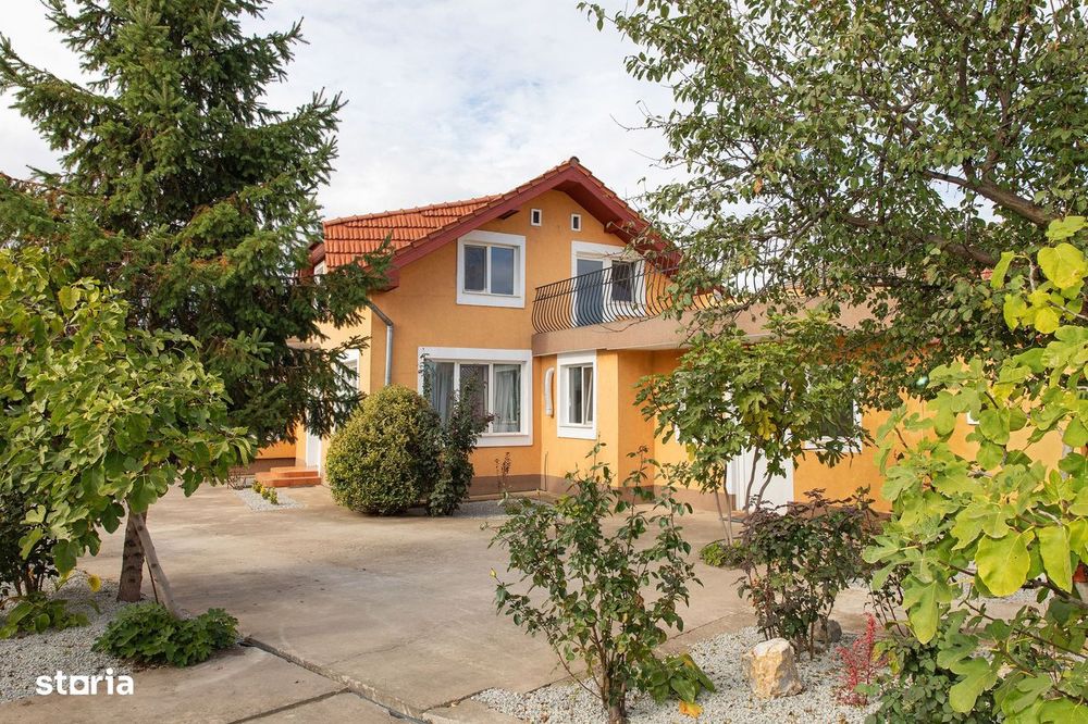 Vilă P+M, Santandrei, 4 dormitoare. 287 000 E (neg). Comision 0.