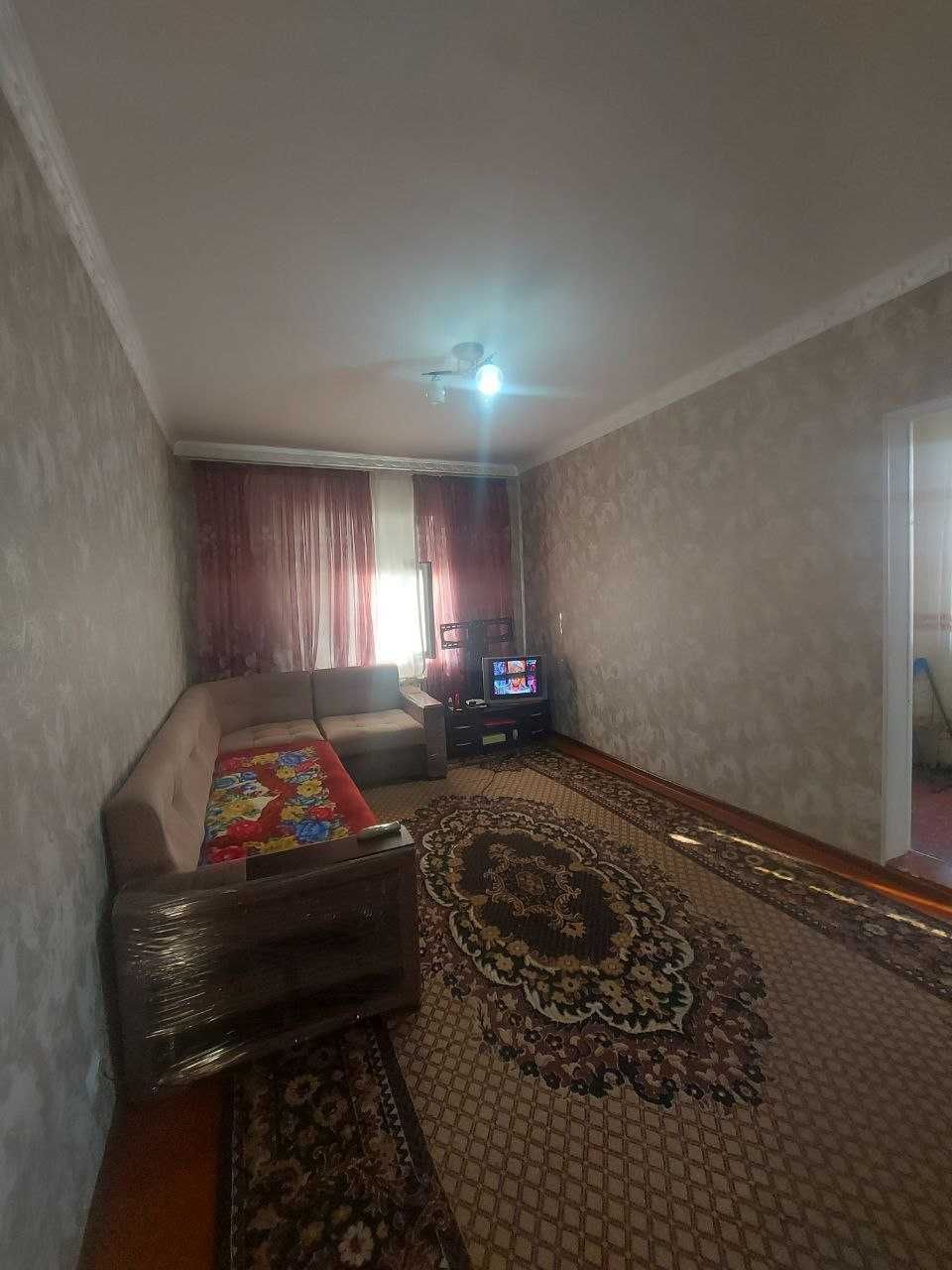 Продается 1 комнатная Авиасозлар 2 (ор-р школа №149) франц.план