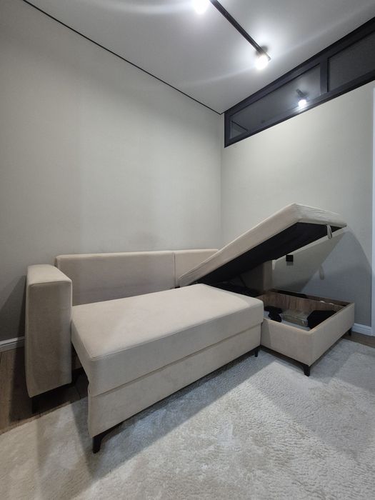 Продам диван угловой