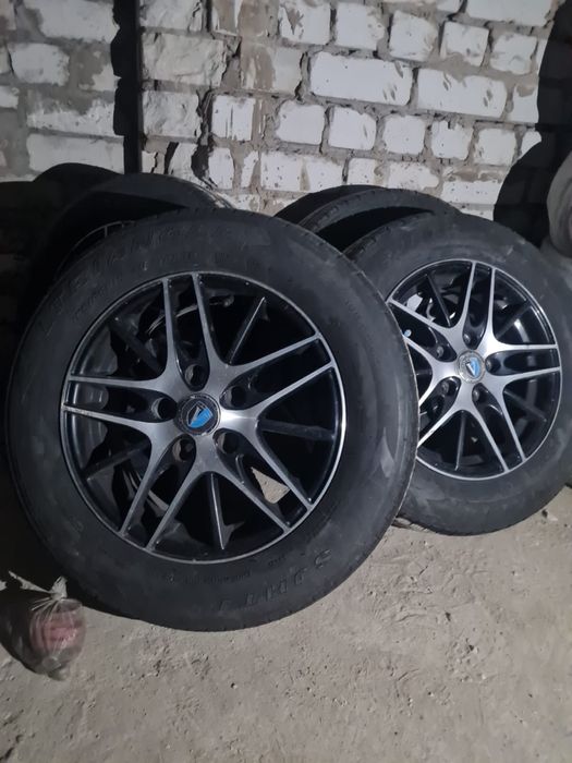 Диски на 15 в комплекте шины зима,лето