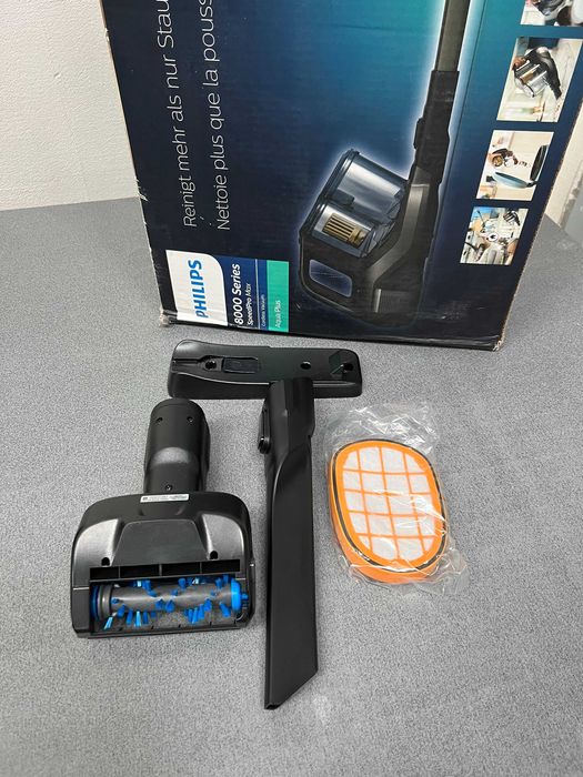 Вертикална прахосмукачка с моп Philips SpeedPro Max Aqua Plus 8000