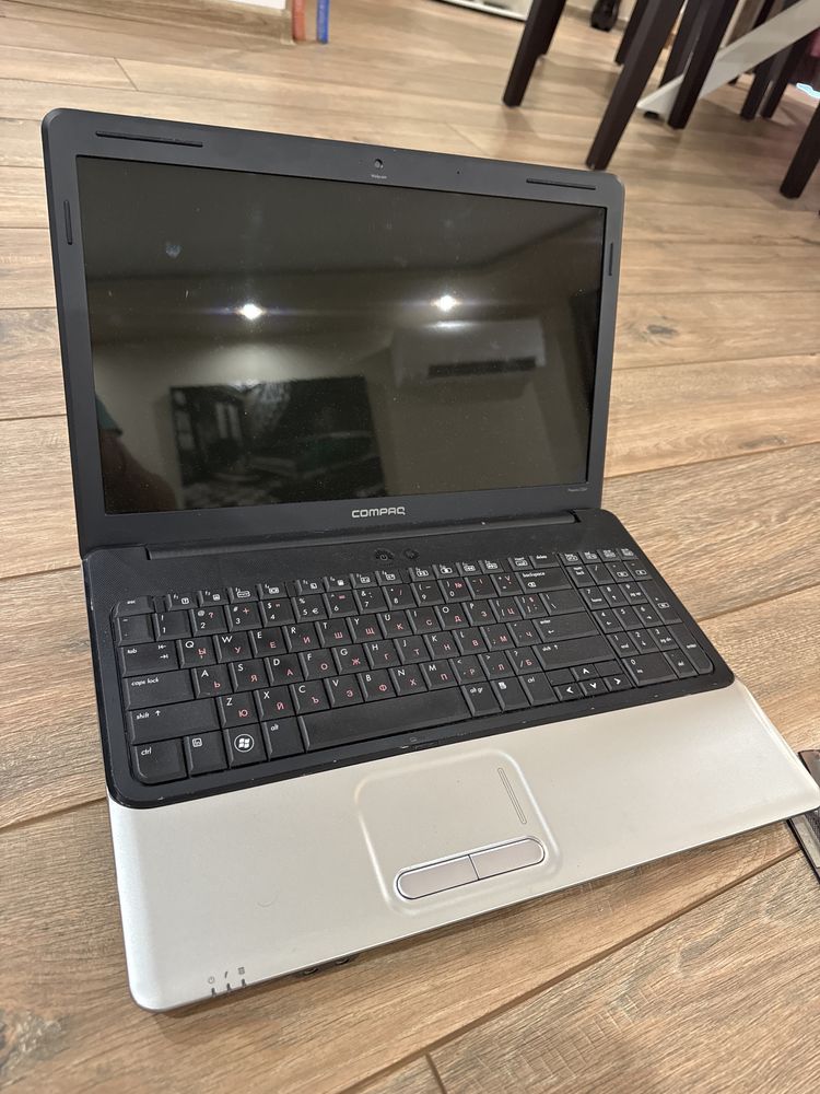 Лаптоп compaq presario CQ61 за части