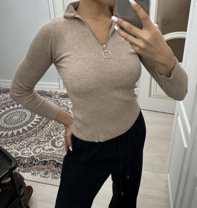 Трикотажная кофта