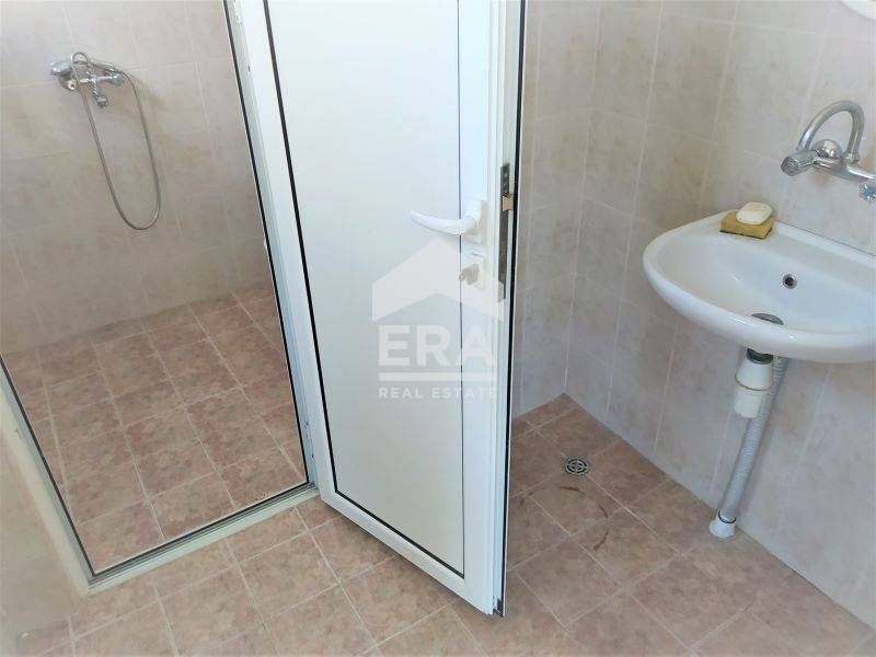 Дава се под наем Офис в Варна, Метро - 60 кв.м за 205 € - Снимка #7