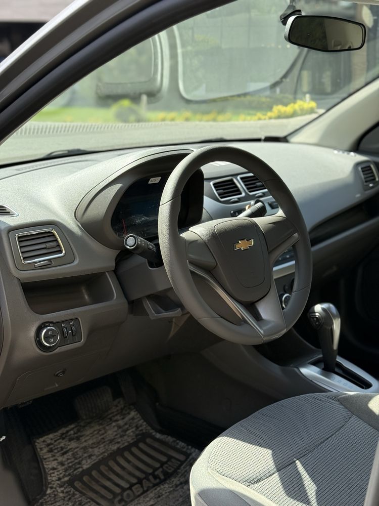 Chevrolet COBALT 2021