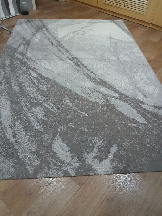 Ковёр в отличном состоянии