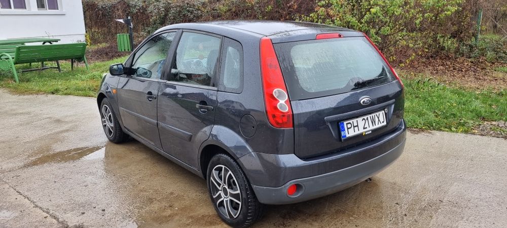 Ford fiesta 1.4 benzina