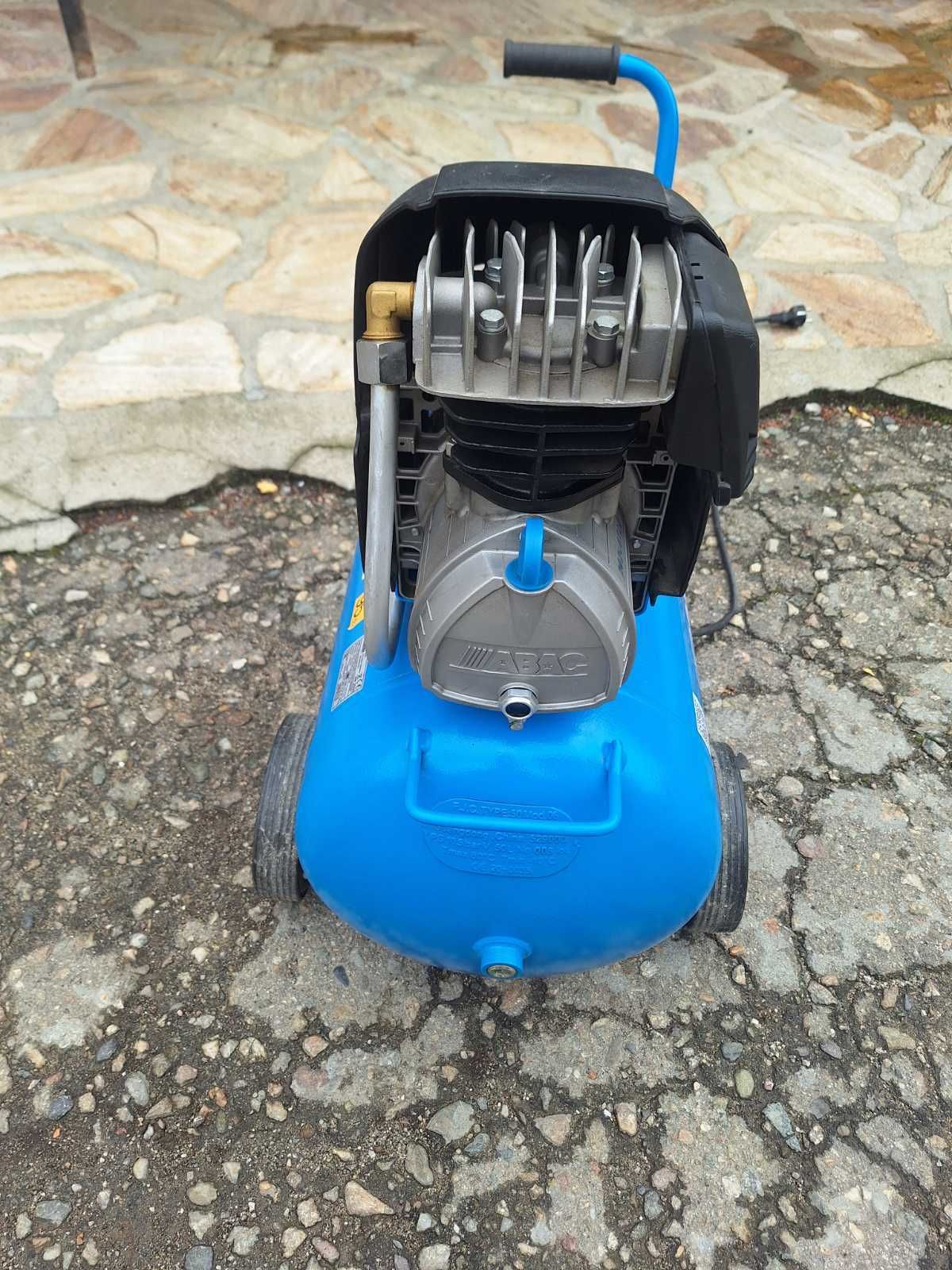 Маслен компресор Abac Montecarlo L25P  50л / 8 бара