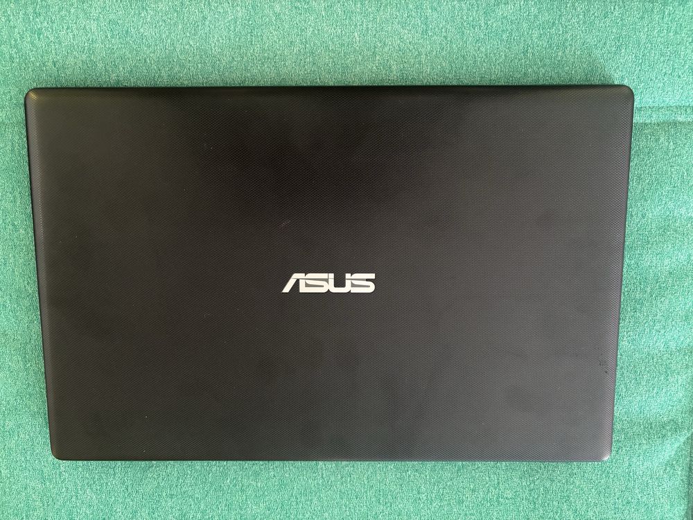 Лаптоп ASUS X551M