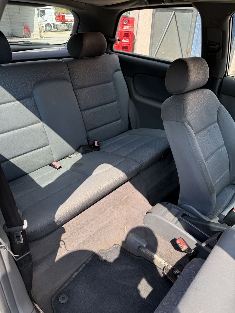 Audi A3 1.6 Бензин Климатроник Всичко платено Добро състояние 2000лв