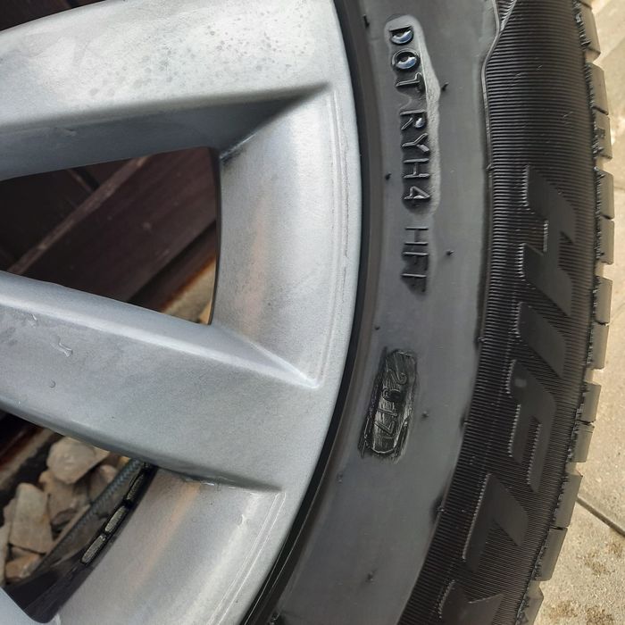 Anvelope de vara cu jenti originale  Mercedes  225/55/16