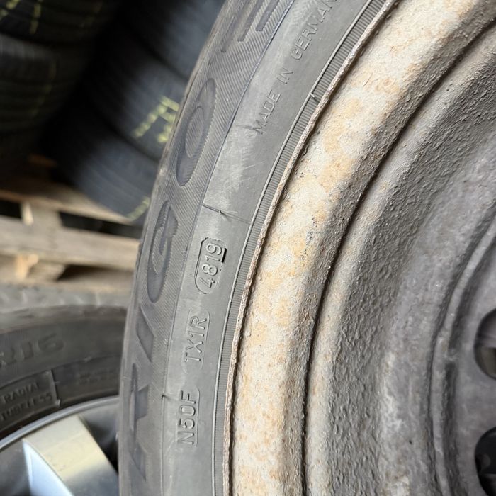 Jante tabla cu cauciucuri iarna 205/55/16 VW 5x112