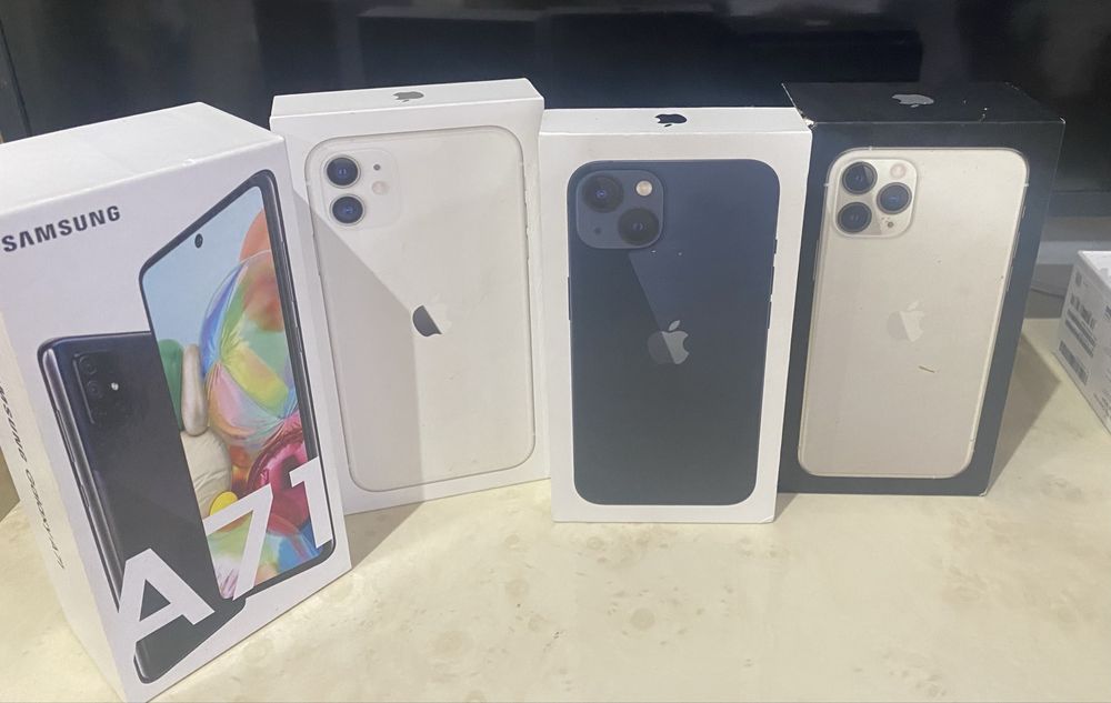Vand cutii de iphone 11,13,11pro. Si samsung a71