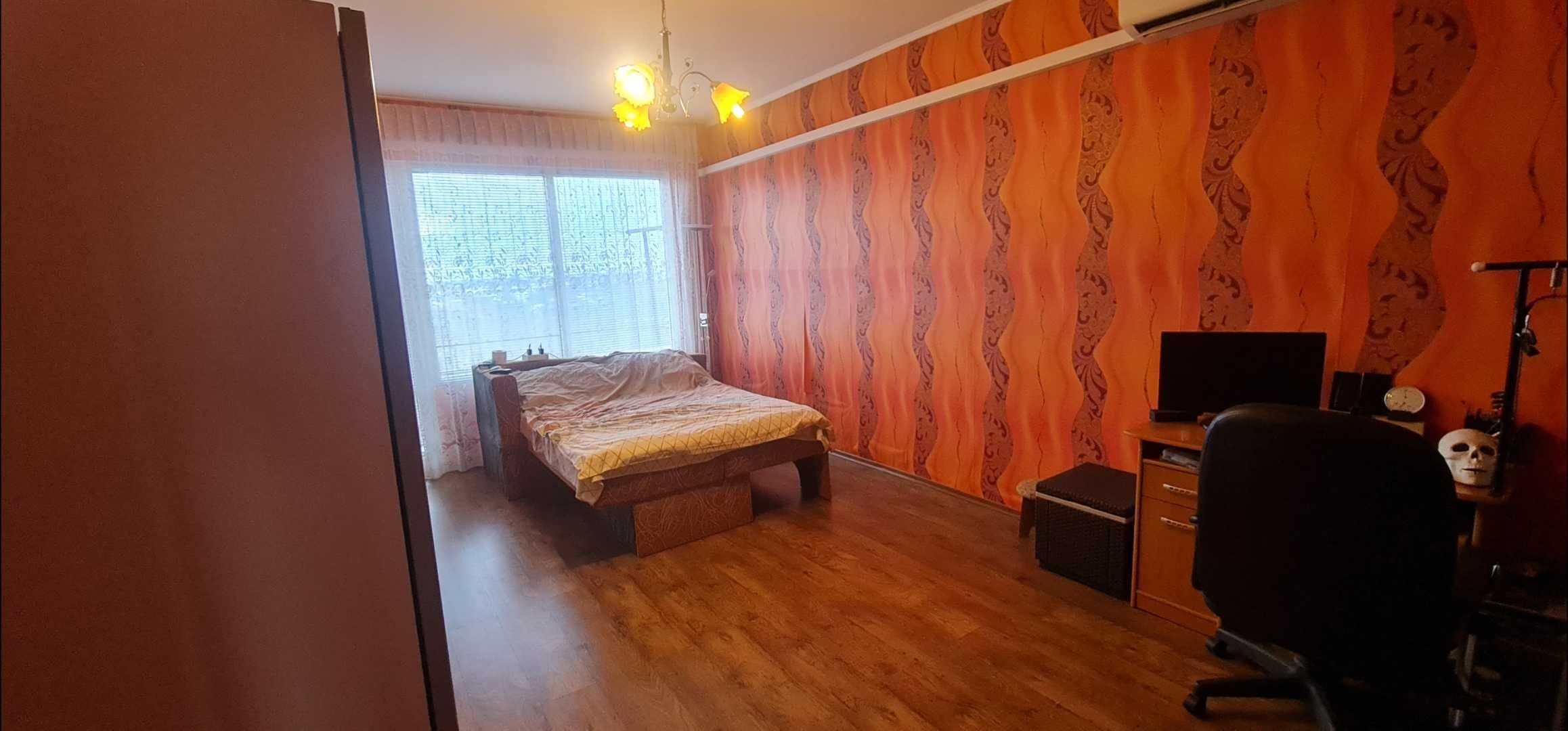 Двустаен апартамент