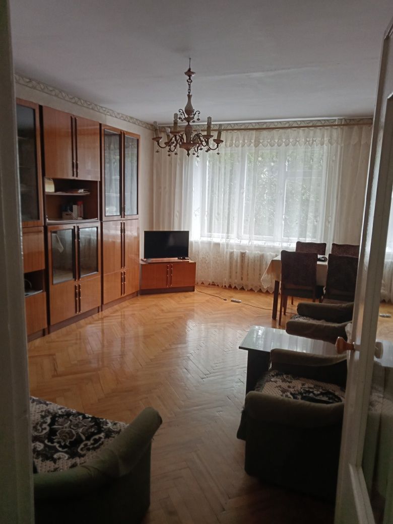Продам квартиру благоустроенную с мебелью