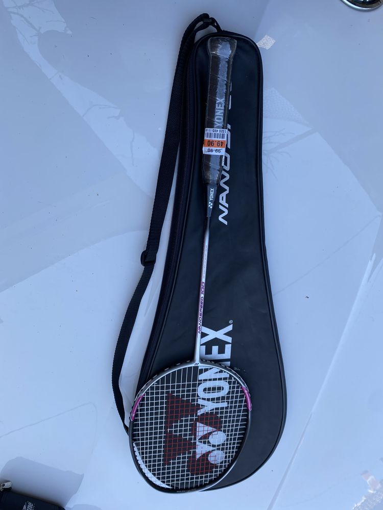Карбонови ракети за бадминтон Yonex