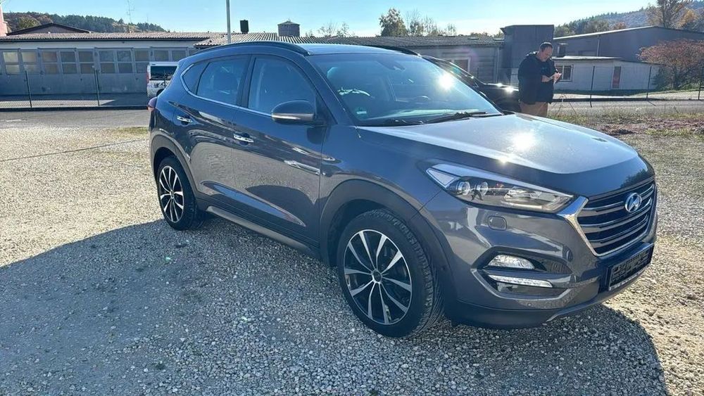 Hyundai Tucson ,Panorama,Piele,Navi,Posibilitate leasing/ Rate fixe