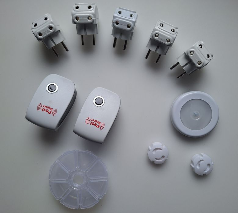 Lot Pest Reject + splitter priza + sigurante kid priza + lumina senzor