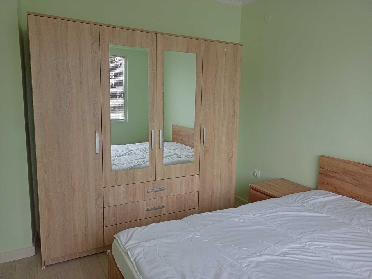 Дава се под наем Двустаен апартамент в София, Красно село - 55 кв.м за 570 € - Снимка #1