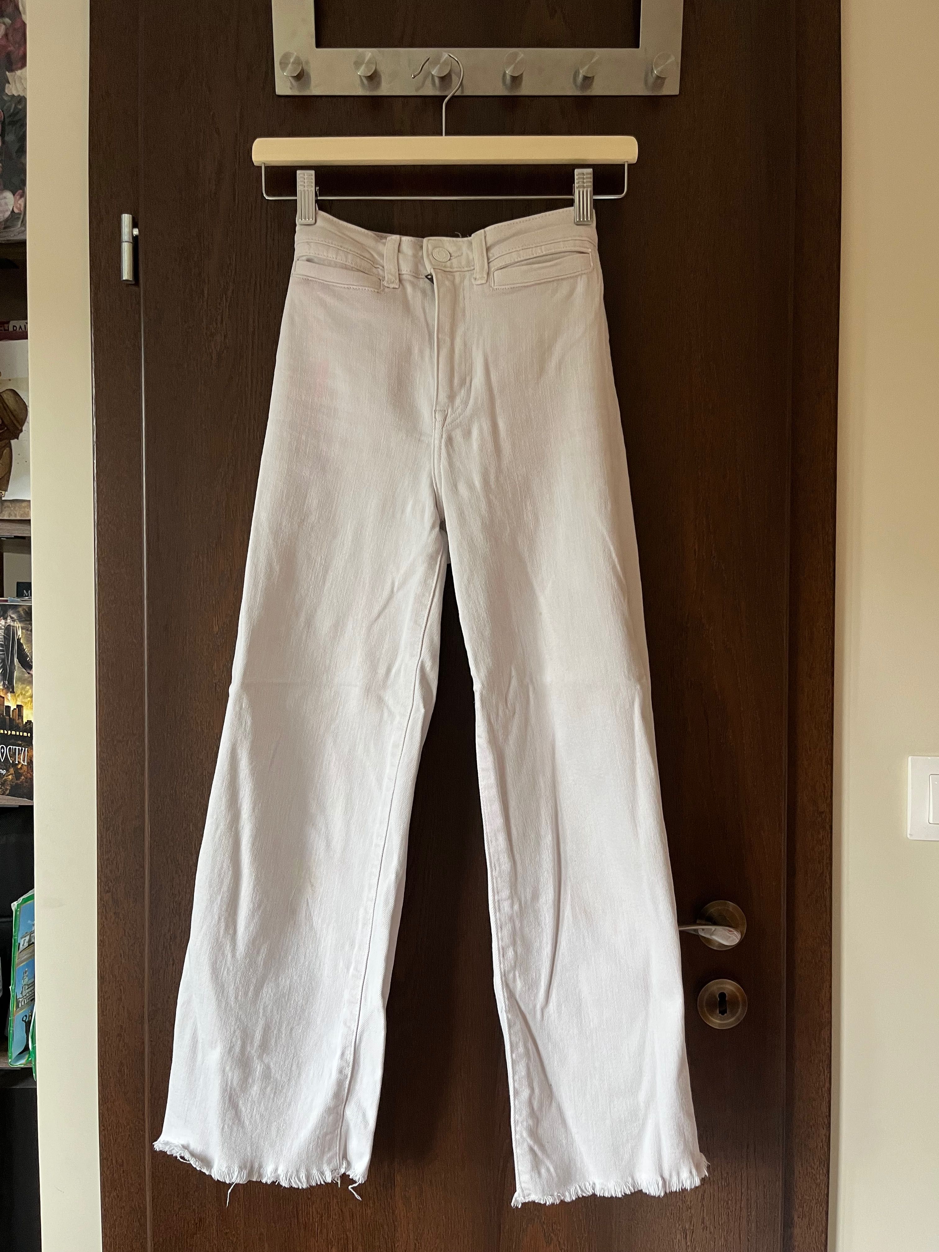 Бели Панталони H&M