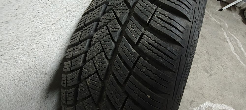 Зимни гуми Vredestein с джанти r17 5x108 за Jaguar