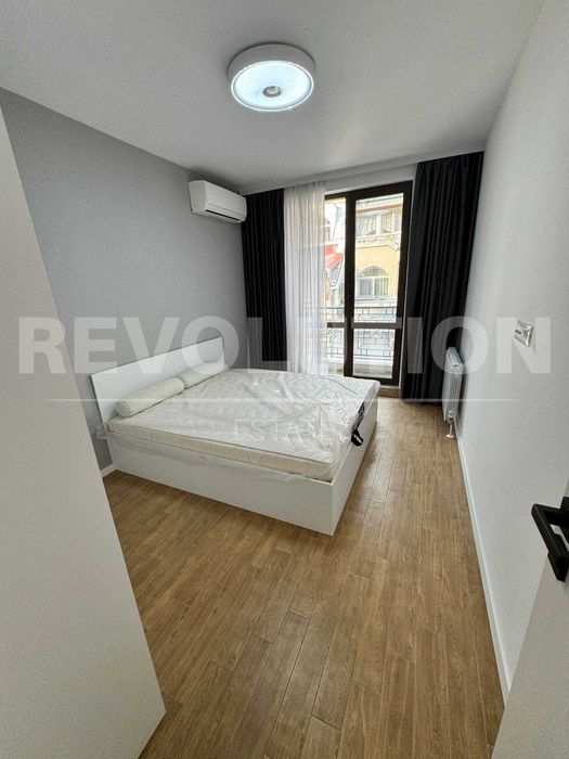Дава се под наем Тристаен апартамент в Пловдив, Кършияка - 90 кв.м за 750 € - Снимка #3