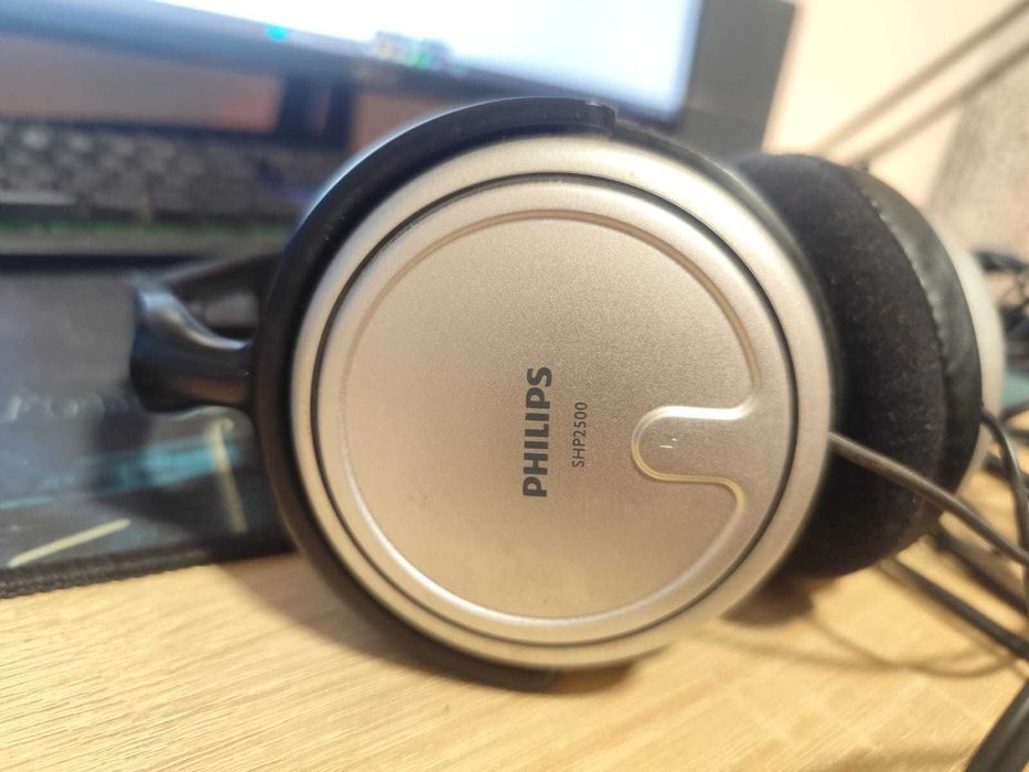 Casti Audio philips shp2500 cu fir over ear
