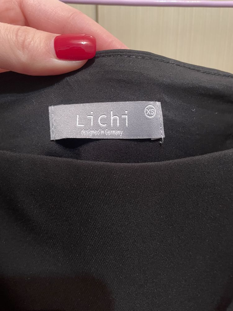 Продам платье Lichi для худеньких девушек
