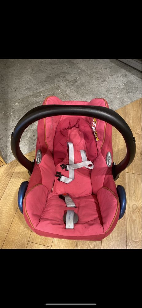 Коляска Maxi cosi