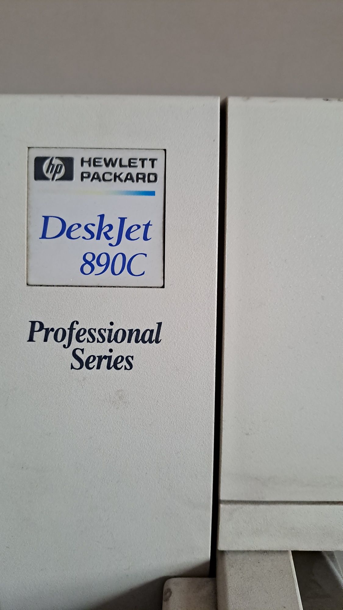 Струйный принтер HP DeskJet 890C Professional Series