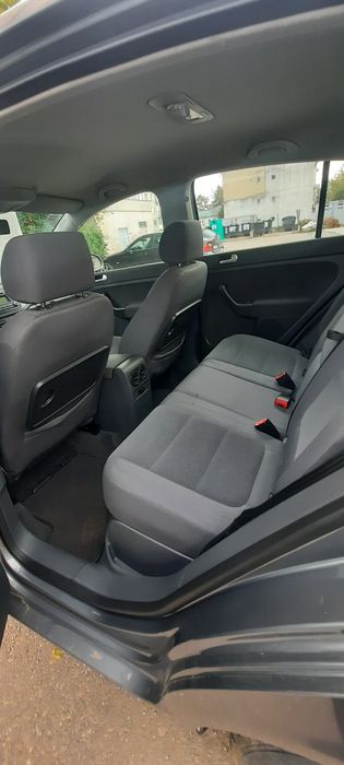Vw Golf 5 Plus 1.6 MPI, înmatriculată, foarte buna