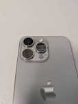 iPhone 15 pro cu 97% Bateria