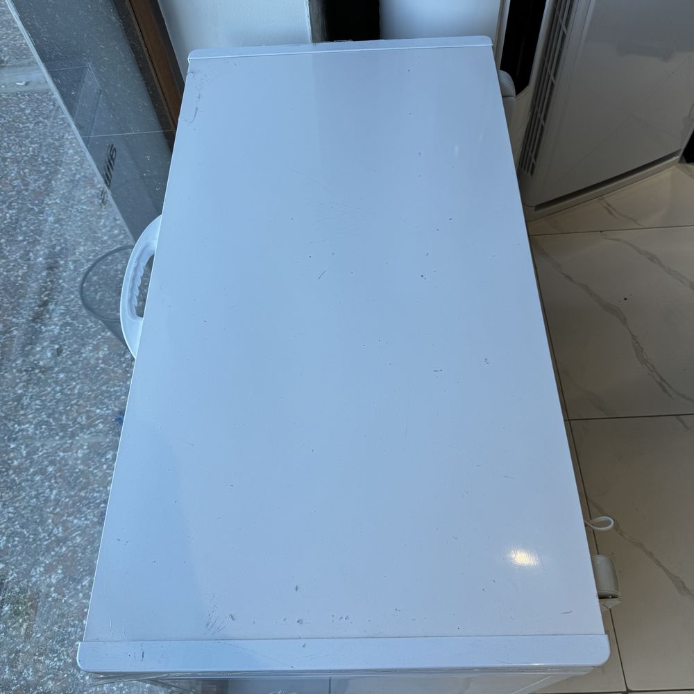 Морозильник aiwa 275$