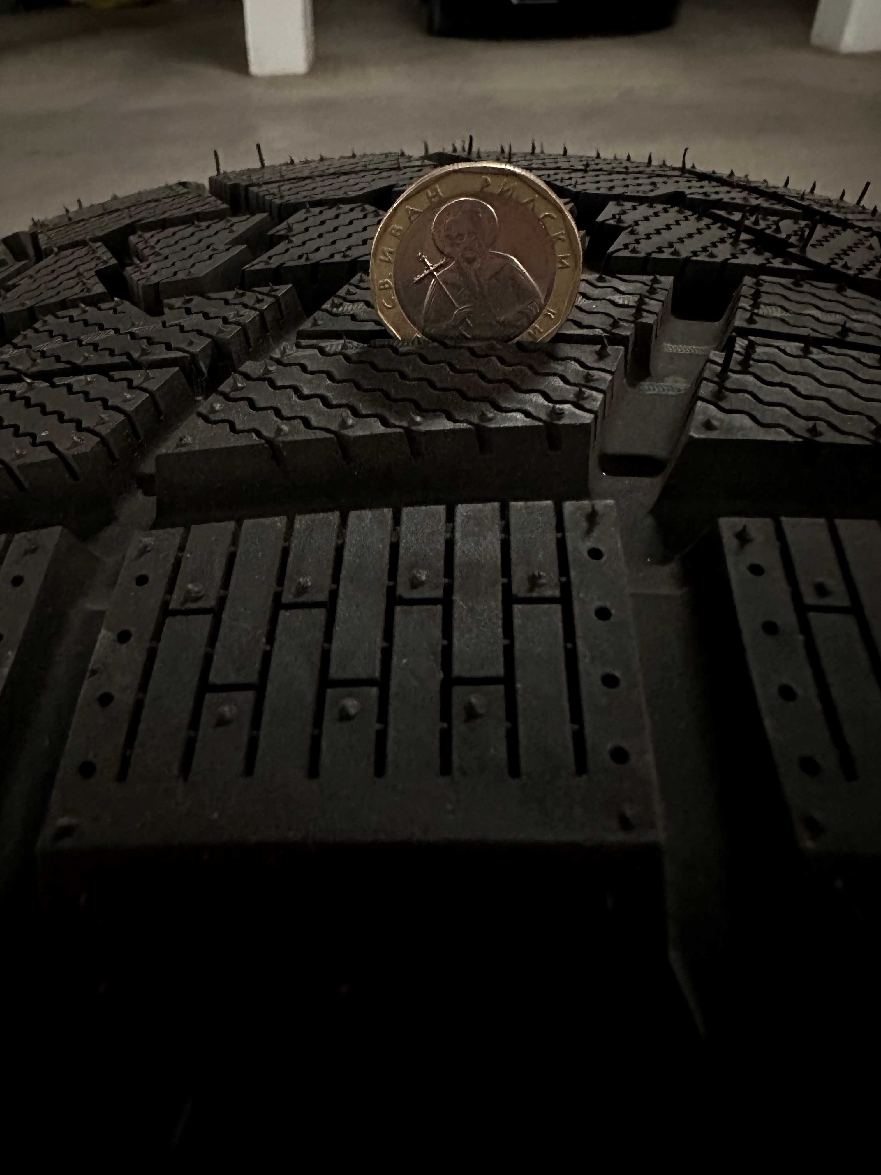 Чисто нови зимни гуми Lenston 245/45 R19 – комплект DOT 2922