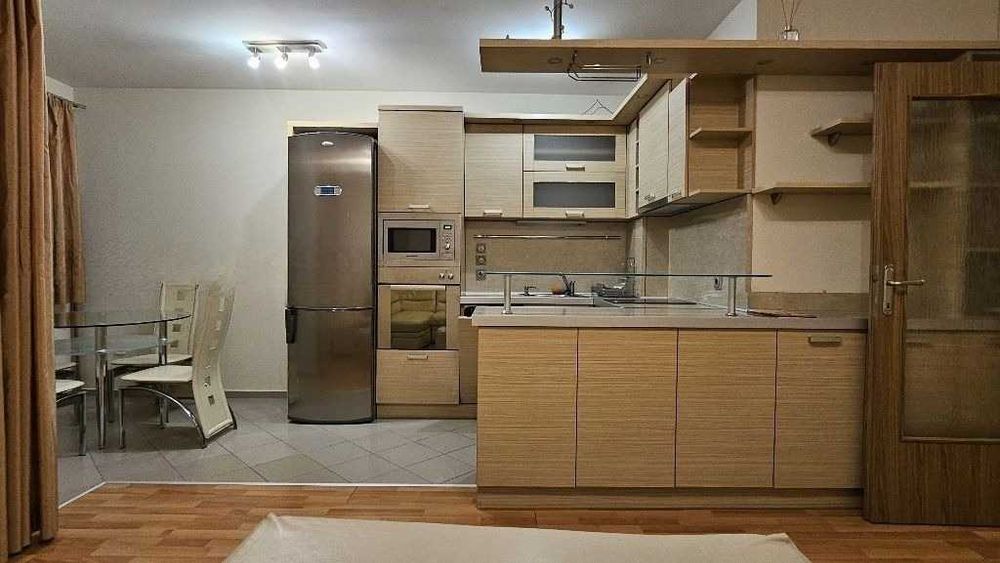 Дава се под наем Двустаен апартамент в София, Белите брези - 75 кв.м за 475 € - Снимка #1