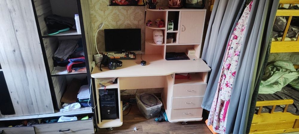 Компьютерный- письменный стол