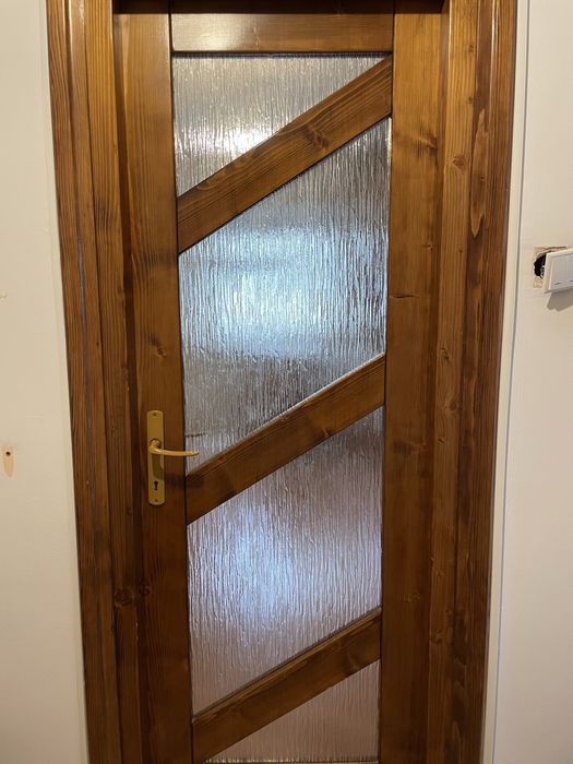 Usi lemn masiv second hand