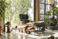 Fotoliu Eames Lounge Chair cu Otoman furnir nuc piele neagra