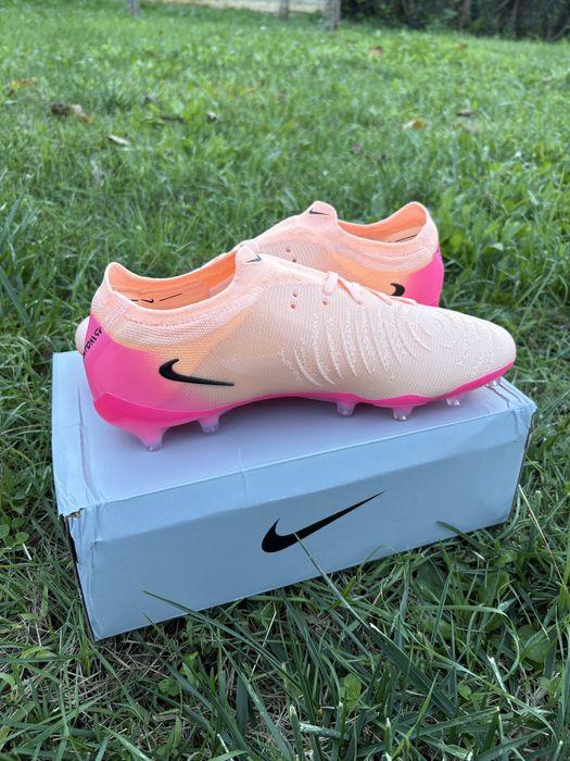 Nike Phantom Gripknit