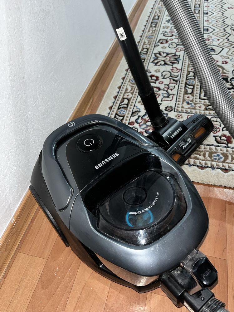 Продам пылесос Samsung VC3100