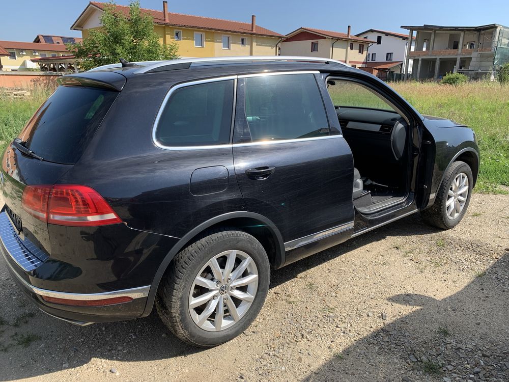 Dezmembrez Touareg 7p 2014+