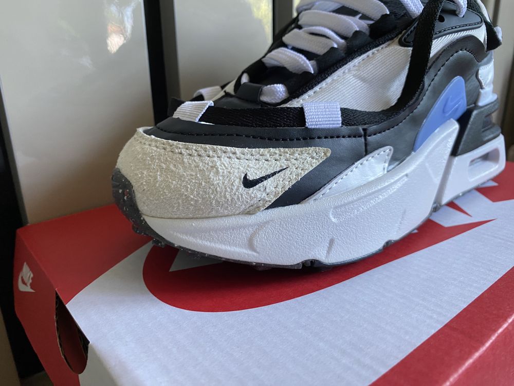 Налични Nike Furyosa дамски топ цена 169 лв
