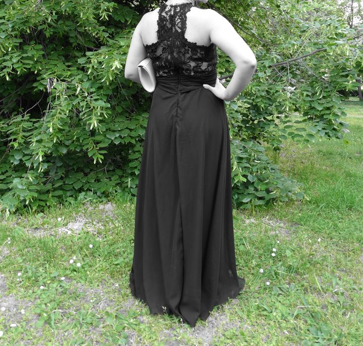 Официална черна рокля