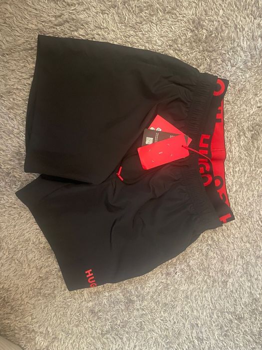 Șort cu plasa Hugo original!!!