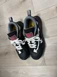 Trade/ Vand Off White uri Odsy