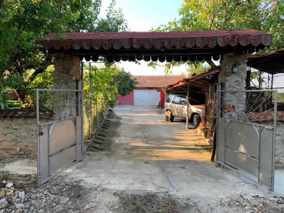 Здрава къща във Видно